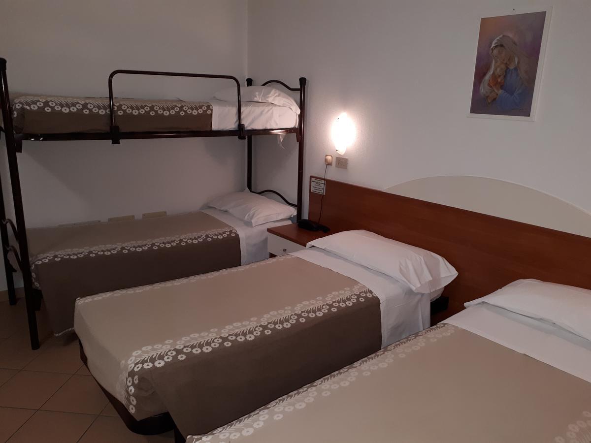 Hotel Ciclamino Риоло-Терме Экстерьер фото